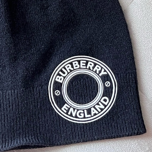 Burberry Roundel Cashmere Blend Beanie in Black - Picture 3 of 7